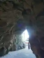 安乎岩戸神社(旧表記:安乎岩戸信龍神社)の{uncategorized: "未分類", other: "その他", undefined: "問題あり", building: "その他建物", grave: "お墓", sacred_gate: "鳥居", guardian: "狛犬", statue: "像", buddha: "仏像", history: "歴史", nature: "自然", garden: "庭園", animal: "動物", pagoda: "塔", temizu: "手水舎", mountain_gate: "山門・神門", sanctuary: "本殿・本堂", subordinate: "末社・摂社", art: "芸術", scenery: "景色", jizo: "地蔵", ema: "絵馬", goshuin: "御朱印", omikuji: "おみくじ", items: "授与品その他", amulet: "お守り", goshuincho: "御朱印帳", eats: "食事", festival: "お祭り", votive_dance: "神楽", shichigosan: "七五三参", wedding: "結婚式", experience: "体験その他", initially: "初詣", around: "周辺", anti_infection: "感染症対策"}