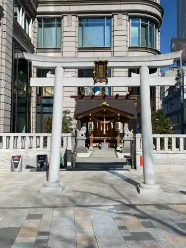 北青山秋葉神社(稲荷神社)の{uncategorized: "未分類", other: "その他", undefined: "問題あり", building: "その他建物", grave: "お墓", sacred_gate: "鳥居", guardian: "狛犬", statue: "像", buddha: "仏像", history: "歴史", nature: "自然", garden: "庭園", animal: "動物", pagoda: "塔", temizu: "手水舎", mountain_gate: "山門・神門", sanctuary: "本殿・本堂", subordinate: "末社・摂社", art: "芸術", scenery: "景色", jizo: "地蔵", ema: "絵馬", goshuin: "御朱印", omikuji: "おみくじ", items: "授与品その他", amulet: "お守り", goshuincho: "御朱印帳", eats: "食事", festival: "お祭り", votive_dance: "神楽", shichigosan: "七五三参", wedding: "結婚式", experience: "体験その他", initially: "初詣", around: "周辺", anti_infection: "感染症対策"}