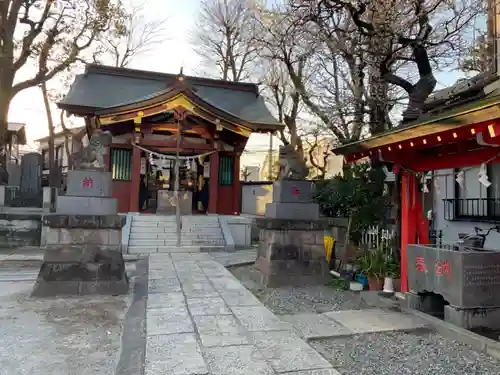 女塚神社の本殿・本堂