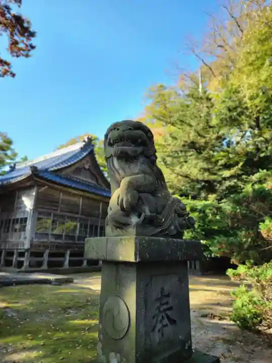 石船神社(岩船神社)の狛犬