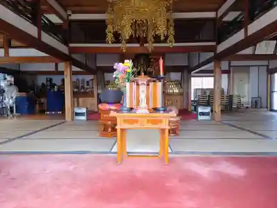 龍降寺の本殿・本堂