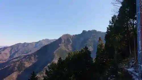 三峯神社の景色