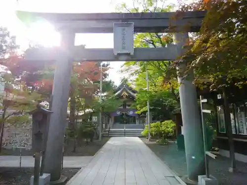 彌彦神社　(伊夜日子神社)の鳥居
