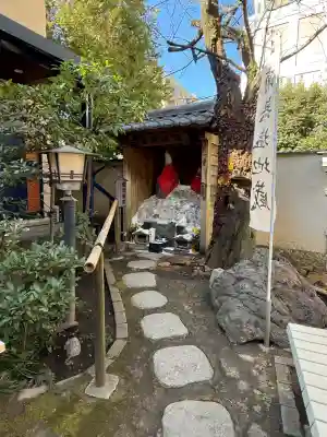 源覚寺の{uncategorized: "未分類", other: "その他", undefined: "問題あり", building: "その他建物", grave: "お墓", sacred_gate: "鳥居", guardian: "狛犬", statue: "像", buddha: "仏像", history: "歴史", nature: "自然", garden: "庭園", animal: "動物", pagoda: "塔", temizu: "手水舎", mountain_gate: "山門・神門", sanctuary: "本殿・本堂", subordinate: "末社・摂社", art: "芸術", scenery: "景色", jizo: "地蔵", ema: "絵馬", goshuin: "御朱印", omikuji: "おみくじ", items: "授与品その他", amulet: "お守り", goshuincho: "御朱印帳", eats: "食事", festival: "お祭り", votive_dance: "神楽", shichigosan: "七五三参", wedding: "結婚式", experience: "体験その他", initially: "初詣", around: "周辺", anti_infection: "感染症対策"}