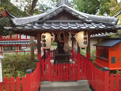 片埜神社の末社