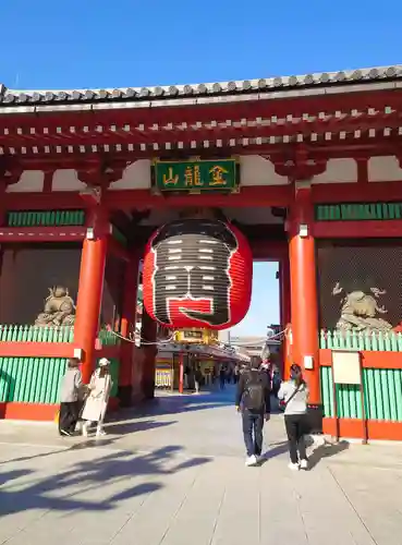 浅草寺の山門・神門