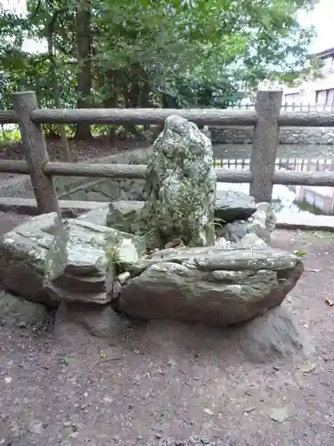 御食神社（豊受大神宮摂社）の狛犬