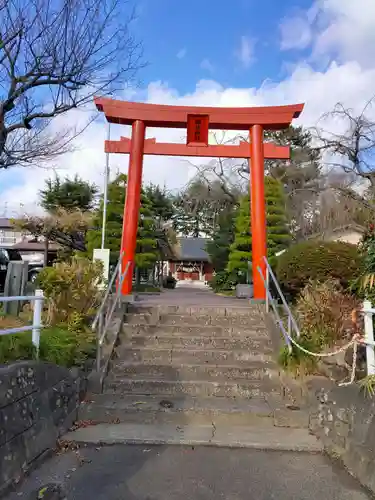 諏訪神社の鳥居