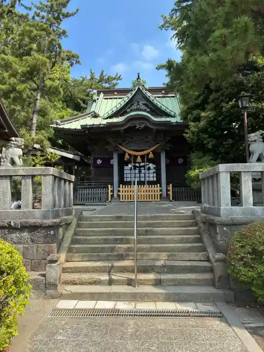 第六天神社の{uncategorized: "未分類", other: "その他", undefined: "問題あり", building: "その他建物", grave: "お墓", sacred_gate: "鳥居", guardian: "狛犬", statue: "像", buddha: "仏像", history: "歴史", nature: "自然", garden: "庭園", animal: "動物", pagoda: "塔", temizu: "手水舎", mountain_gate: "山門・神門", sanctuary: "本殿・本堂", subordinate: "末社・摂社", art: "芸術", scenery: "景色", jizo: "地蔵", ema: "絵馬", goshuin: "御朱印", omikuji: "おみくじ", items: "授与品その他", amulet: "お守り", goshuincho: "御朱印帳", eats: "食事", festival: "お祭り", votive_dance: "神楽", shichigosan: "七五三参", wedding: "結婚式", experience: "体験その他", initially: "初詣", around: "周辺", anti_infection: "感染症対策"}