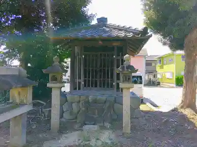 八王子社の末社・摂社