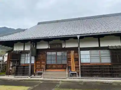 普門寺の{uncategorized: "未分類", other: "その他", undefined: "問題あり", building: "その他建物", grave: "お墓", sacred_gate: "鳥居", guardian: "狛犬", statue: "像", buddha: "仏像", history: "歴史", nature: "自然", garden: "庭園", animal: "動物", pagoda: "塔", temizu: "手水舎", mountain_gate: "山門・神門", sanctuary: "本殿・本堂", subordinate: "末社・摂社", art: "芸術", scenery: "景色", jizo: "地蔵", ema: "絵馬", goshuin: "御朱印", omikuji: "おみくじ", items: "授与品その他", amulet: "お守り", goshuincho: "御朱印帳", eats: "食事", festival: "お祭り", votive_dance: "神楽", shichigosan: "七五三参", wedding: "結婚式", experience: "体験その他", initially: "初詣", around: "周辺", anti_infection: "感染症対策"}