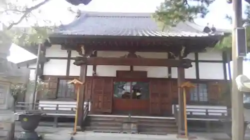 南蔵院の本殿・本堂