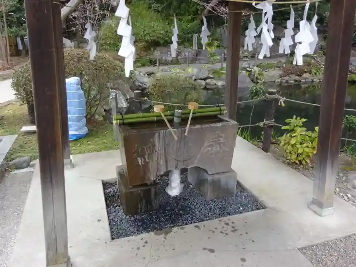 貫井神社の手水舎
