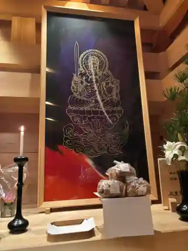 青岸渡寺の{uncategorized: "未分類", other: "その他", undefined: "問題あり", building: "その他建物", grave: "お墓", sacred_gate: "鳥居", guardian: "狛犬", statue: "像", buddha: "仏像", history: "歴史", nature: "自然", garden: "庭園", animal: "動物", pagoda: "塔", temizu: "手水舎", mountain_gate: "山門・神門", sanctuary: "本殿・本堂", subordinate: "末社・摂社", art: "芸術", scenery: "景色", jizo: "地蔵", ema: "絵馬", goshuin: "御朱印", omikuji: "おみくじ", items: "授与品その他", amulet: "お守り", goshuincho: "御朱印帳", eats: "食事", festival: "お祭り", votive_dance: "神楽", shichigosan: "七五三参", wedding: "結婚式", experience: "体験その他", initially: "初詣", around: "周辺", anti_infection: "感染症対策"}