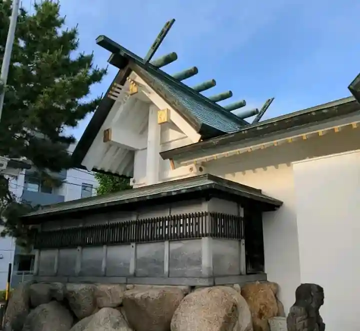 神明社(当知)の{uncategorized: "未分類", other: "その他", undefined: "問題あり", building: "その他建物", grave: "お墓", sacred_gate: "鳥居", guardian: "狛犬", statue: "像", buddha: "仏像", history: "歴史", nature: "自然", garden: "庭園", animal: "動物", pagoda: "塔", temizu: "手水舎", mountain_gate: "山門・神門", sanctuary: "本殿・本堂", subordinate: "末社・摂社", art: "芸術", scenery: "景色", jizo: "地蔵", ema: "絵馬", goshuin: "御朱印", omikuji: "おみくじ", items: "授与品その他", amulet: "お守り", goshuincho: "御朱印帳", eats: "食事", festival: "お祭り", votive_dance: "神楽", shichigosan: "七五三参", wedding: "結婚式", experience: "体験その他", initially: "初詣", around: "周辺", anti_infection: "感染症対策"}