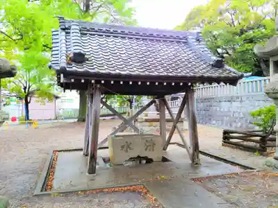 若一王子社の手水舎