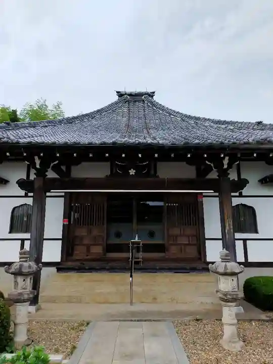 総持院の本殿・本堂