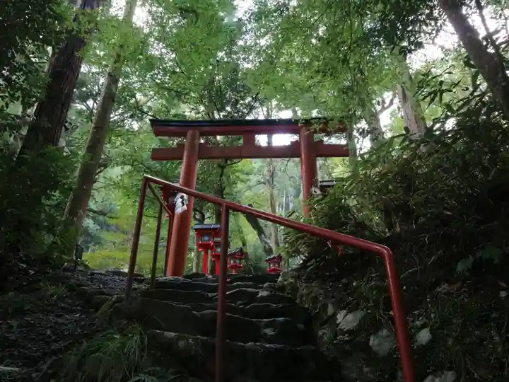 貴船神社結社の鳥居