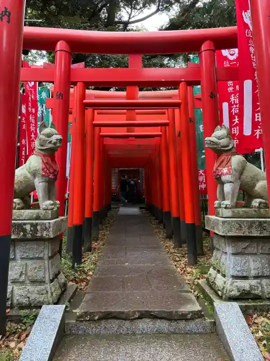大杉神社の{uncategorized: "未分類", other: "その他", undefined: "問題あり", building: "その他建物", grave: "お墓", sacred_gate: "鳥居", guardian: "狛犬", statue: "像", buddha: "仏像", history: "歴史", nature: "自然", garden: "庭園", animal: "動物", pagoda: "塔", temizu: "手水舎", mountain_gate: "山門・神門", sanctuary: "本殿・本堂", subordinate: "末社・摂社", art: "芸術", scenery: "景色", jizo: "地蔵", ema: "絵馬", goshuin: "御朱印", omikuji: "おみくじ", items: "授与品その他", amulet: "お守り", goshuincho: "御朱印帳", eats: "食事", festival: "お祭り", votive_dance: "神楽", shichigosan: "七五三参", wedding: "結婚式", experience: "体験その他", initially: "初詣", around: "周辺", anti_infection: "感染症対策"}