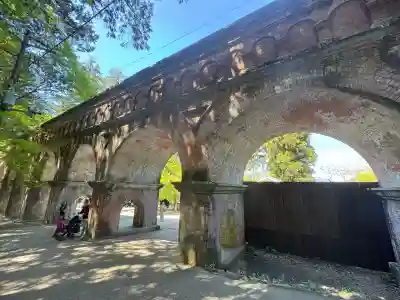 南禅寺の{uncategorized: "未分類", other: "その他", undefined: "問題あり", building: "その他建物", grave: "お墓", sacred_gate: "鳥居", guardian: "狛犬", statue: "像", buddha: "仏像", history: "歴史", nature: "自然", garden: "庭園", animal: "動物", pagoda: "塔", temizu: "手水舎", mountain_gate: "山門・神門", sanctuary: "本殿・本堂", subordinate: "末社・摂社", art: "芸術", scenery: "景色", jizo: "地蔵", ema: "絵馬", goshuin: "御朱印", omikuji: "おみくじ", items: "授与品その他", amulet: "お守り", goshuincho: "御朱印帳", eats: "食事", festival: "お祭り", votive_dance: "神楽", shichigosan: "七五三参", wedding: "結婚式", experience: "体験その他", initially: "初詣", around: "周辺", anti_infection: "感染症対策"}