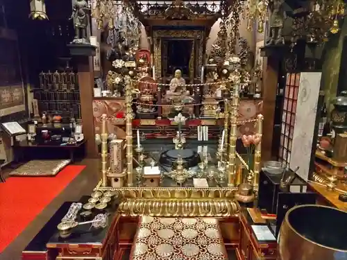 見沼大師　感応院の本殿・本堂