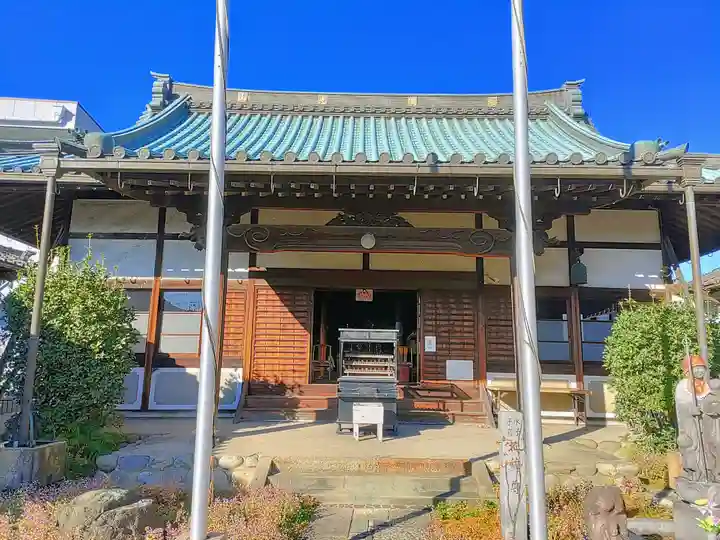 愛行院の本殿・本堂