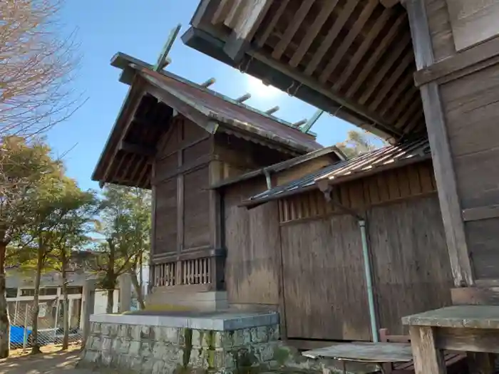 神明神社の本殿