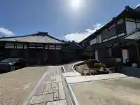 東運寺の{uncategorized: "未分類", other: "その他", undefined: "問題あり", building: "その他建物", grave: "お墓", sacred_gate: "鳥居", guardian: "狛犬", statue: "像", buddha: "仏像", history: "歴史", nature: "自然", garden: "庭園", animal: "動物", pagoda: "塔", temizu: "手水舎", mountain_gate: "山門・神門", sanctuary: "本殿・本堂", subordinate: "末社・摂社", art: "芸術", scenery: "景色", jizo: "地蔵", ema: "絵馬", goshuin: "御朱印", omikuji: "おみくじ", items: "授与品その他", amulet: "お守り", goshuincho: "御朱印帳", eats: "食事", festival: "お祭り", votive_dance: "神楽", shichigosan: "七五三参", wedding: "結婚式", experience: "体験その他", initially: "初詣", around: "周辺", anti_infection: "感染症対策"}