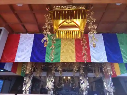 長全寺の本殿・本堂