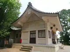 諏訪神社の本殿