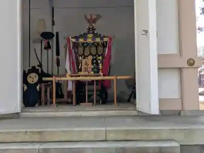 多賀大社の{uncategorized: "未分類", other: "その他", undefined: "問題あり", building: "その他建物", grave: "お墓", sacred_gate: "鳥居", guardian: "狛犬", statue: "像", buddha: "仏像", history: "歴史", nature: "自然", garden: "庭園", animal: "動物", pagoda: "塔", temizu: "手水舎", mountain_gate: "山門・神門", sanctuary: "本殿・本堂", subordinate: "末社・摂社", art: "芸術", scenery: "景色", jizo: "地蔵", ema: "絵馬", goshuin: "御朱印", omikuji: "おみくじ", items: "授与品その他", amulet: "お守り", goshuincho: "御朱印帳", eats: "食事", festival: "お祭り", votive_dance: "神楽", shichigosan: "七五三参", wedding: "結婚式", experience: "体験その他", initially: "初詣", around: "周辺", anti_infection: "感染症対策"}