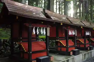 三峯神社の末社・摂社