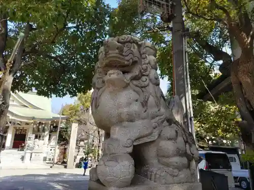 難波八阪神社の狛犬