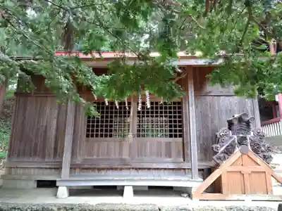 鼬幣稲荷神社の本殿・本堂