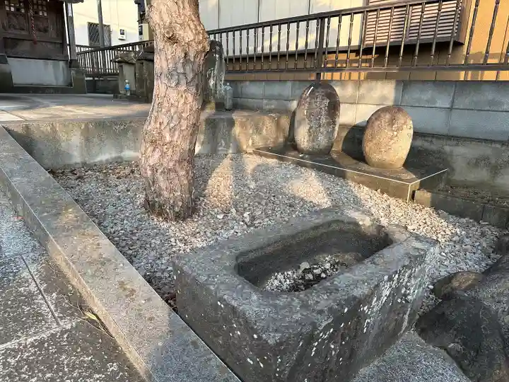 釆女女体神社(埼玉県)