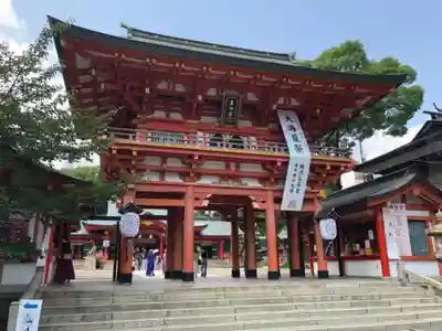 生田神社の山門・神門