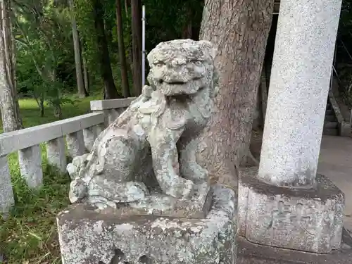 御嶽神社の狛犬