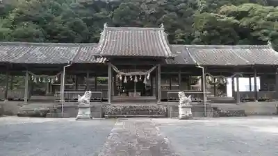 白鬚田原神社の本殿・本堂