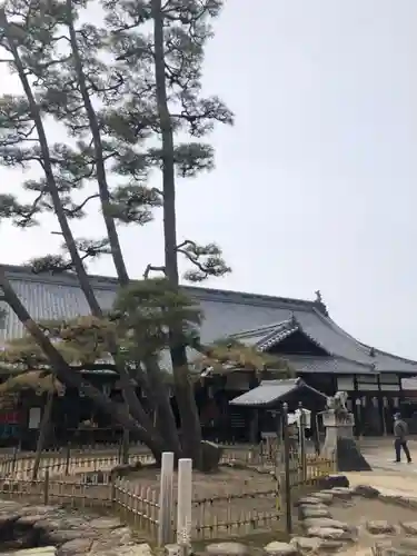 厳島神社の庭園