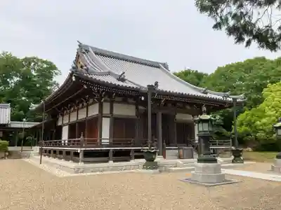 高薗寺の本殿・本堂