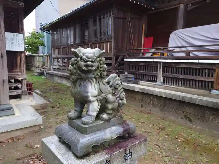 曽根神社の狛犬