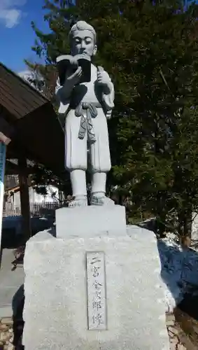 旭川神社の像