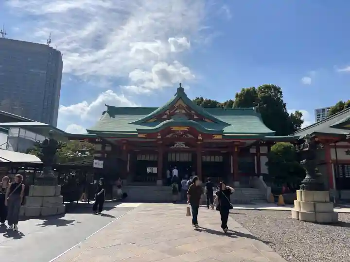 日枝神社の{uncategorized: "未分類", other: "その他", undefined: "問題あり", building: "その他建物", grave: "お墓", sacred_gate: "鳥居", guardian: "狛犬", statue: "像", buddha: "仏像", history: "歴史", nature: "自然", garden: "庭園", animal: "動物", pagoda: "塔", temizu: "手水舎", mountain_gate: "山門・神門", sanctuary: "本殿・本堂", subordinate: "末社・摂社", art: "芸術", scenery: "景色", jizo: "地蔵", ema: "絵馬", goshuin: "御朱印", omikuji: "おみくじ", items: "授与品その他", amulet: "お守り", goshuincho: "御朱印帳", eats: "食事", festival: "お祭り", votive_dance: "神楽", shichigosan: "七五三参", wedding: "結婚式", experience: "体験その他", initially: "初詣", around: "周辺", anti_infection: "感染症対策"}