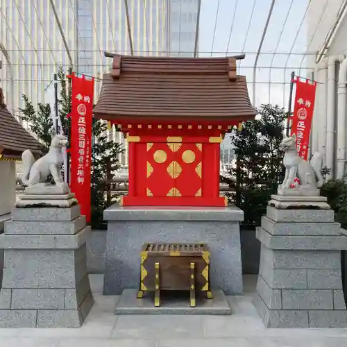 三囲神社（三圍神社）日本橋摂社の本殿・本堂