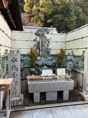 宝山寺の{uncategorized: "未分類", other: "その他", undefined: "問題あり", building: "その他建物", grave: "お墓", sacred_gate: "鳥居", guardian: "狛犬", statue: "像", buddha: "仏像", history: "歴史", nature: "自然", garden: "庭園", animal: "動物", pagoda: "塔", temizu: "手水舎", mountain_gate: "山門・神門", sanctuary: "本殿・本堂", subordinate: "末社・摂社", art: "芸術", scenery: "景色", jizo: "地蔵", ema: "絵馬", goshuin: "御朱印", omikuji: "おみくじ", items: "授与品その他", amulet: "お守り", goshuincho: "御朱印帳", eats: "食事", festival: "お祭り", votive_dance: "神楽", shichigosan: "七五三参", wedding: "結婚式", experience: "体験その他", initially: "初詣", around: "周辺", anti_infection: "感染症対策"}