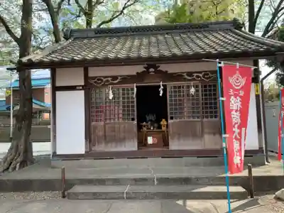 新曽氷川神社の末社・摂社