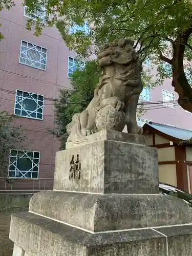 花園神社の狛犬