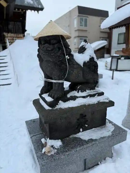 札幌諏訪神社の狛犬