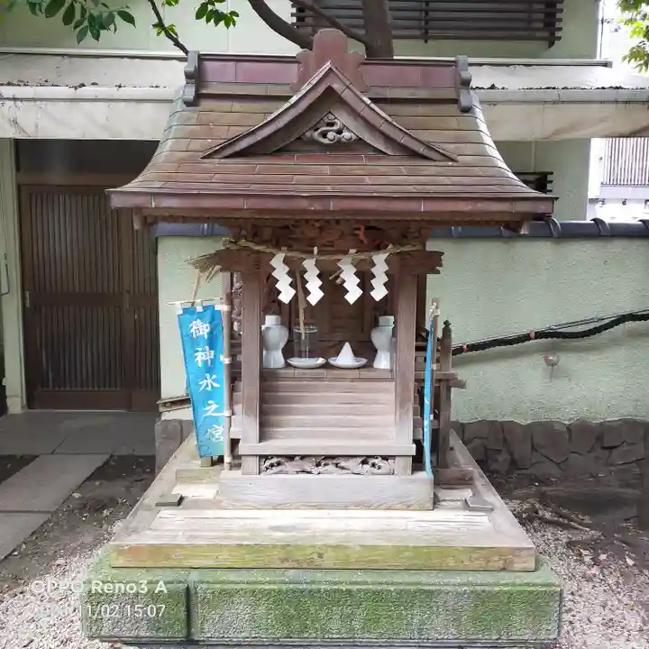 東神社の末社・摂社