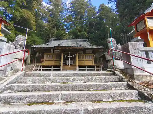 六神石神社の{uncategorized: "未分類", other: "その他", undefined: "問題あり", building: "その他建物", grave: "お墓", sacred_gate: "鳥居", guardian: "狛犬", statue: "像", buddha: "仏像", history: "歴史", nature: "自然", garden: "庭園", animal: "動物", pagoda: "塔", temizu: "手水舎", mountain_gate: "山門・神門", sanctuary: "本殿・本堂", subordinate: "末社・摂社", art: "芸術", scenery: "景色", jizo: "地蔵", ema: "絵馬", goshuin: "御朱印", omikuji: "おみくじ", items: "授与品その他", amulet: "お守り", goshuincho: "御朱印帳", eats: "食事", festival: "お祭り", votive_dance: "神楽", shichigosan: "七五三参", wedding: "結婚式", experience: "体験その他", initially: "初詣", around: "周辺", anti_infection: "感染症対策"}
